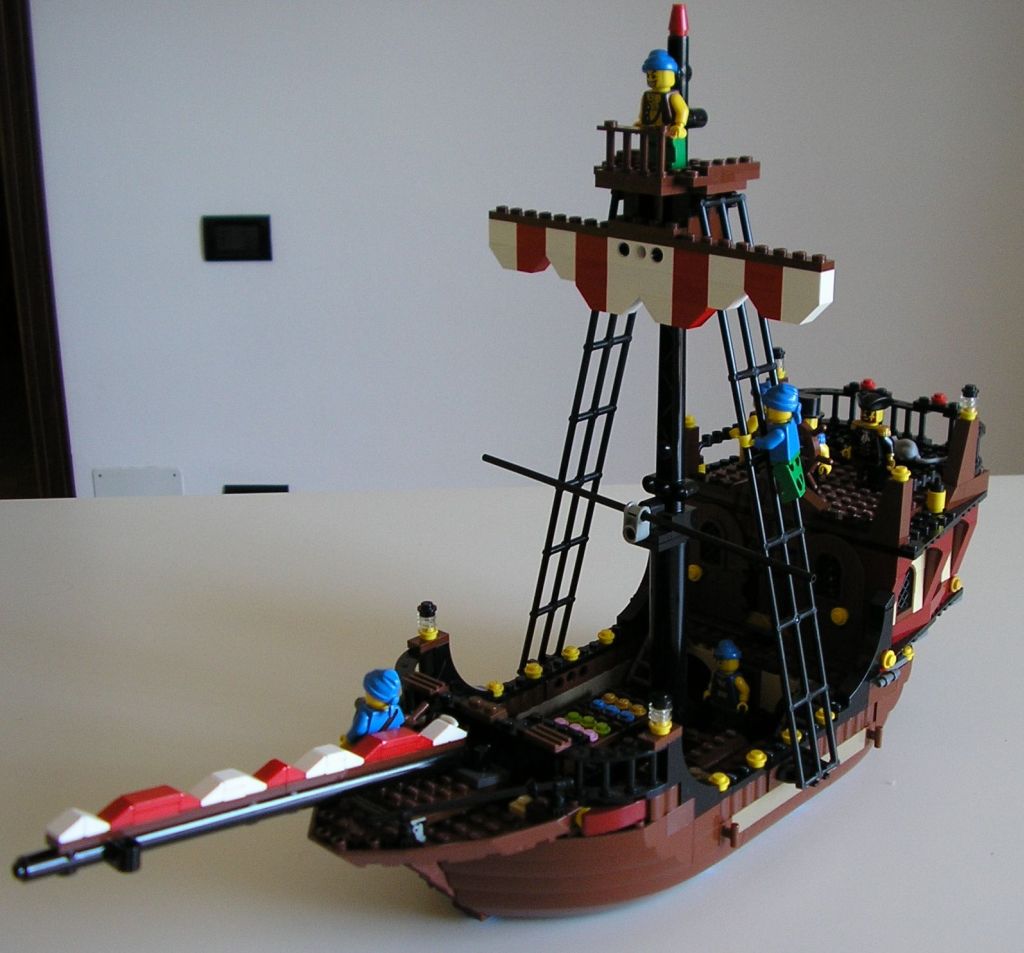moc6243b_003.jpg