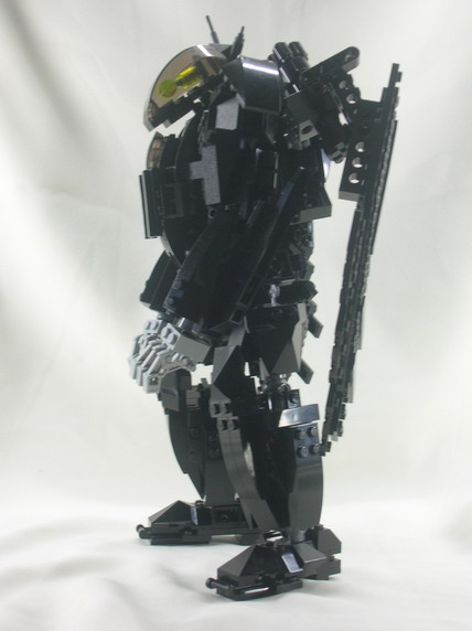 blackmech0110.jpg