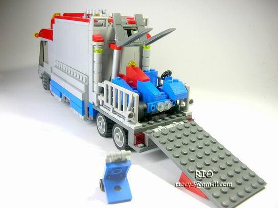 cargotruck0103.jpg