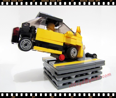 democar04.jpg