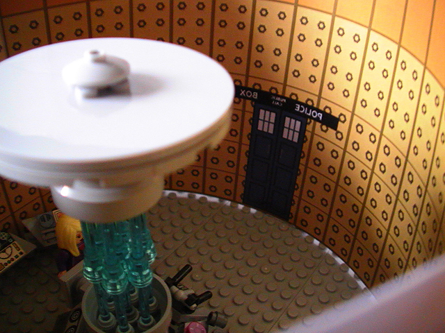 tardis_console_room_3.jpg