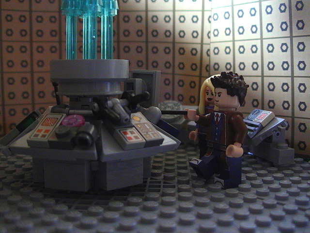 ten_and_rose_in_the_tardis.jpg