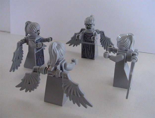 weeping_angels_forever_trapped.jpg