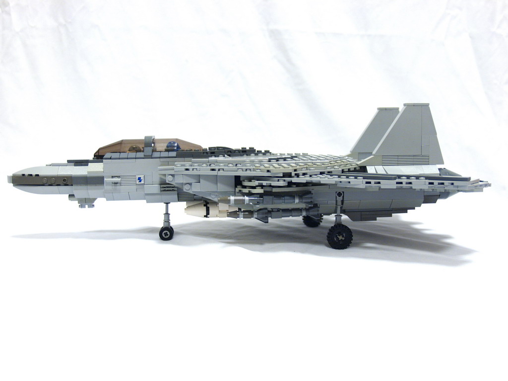 f-14-09.jpg