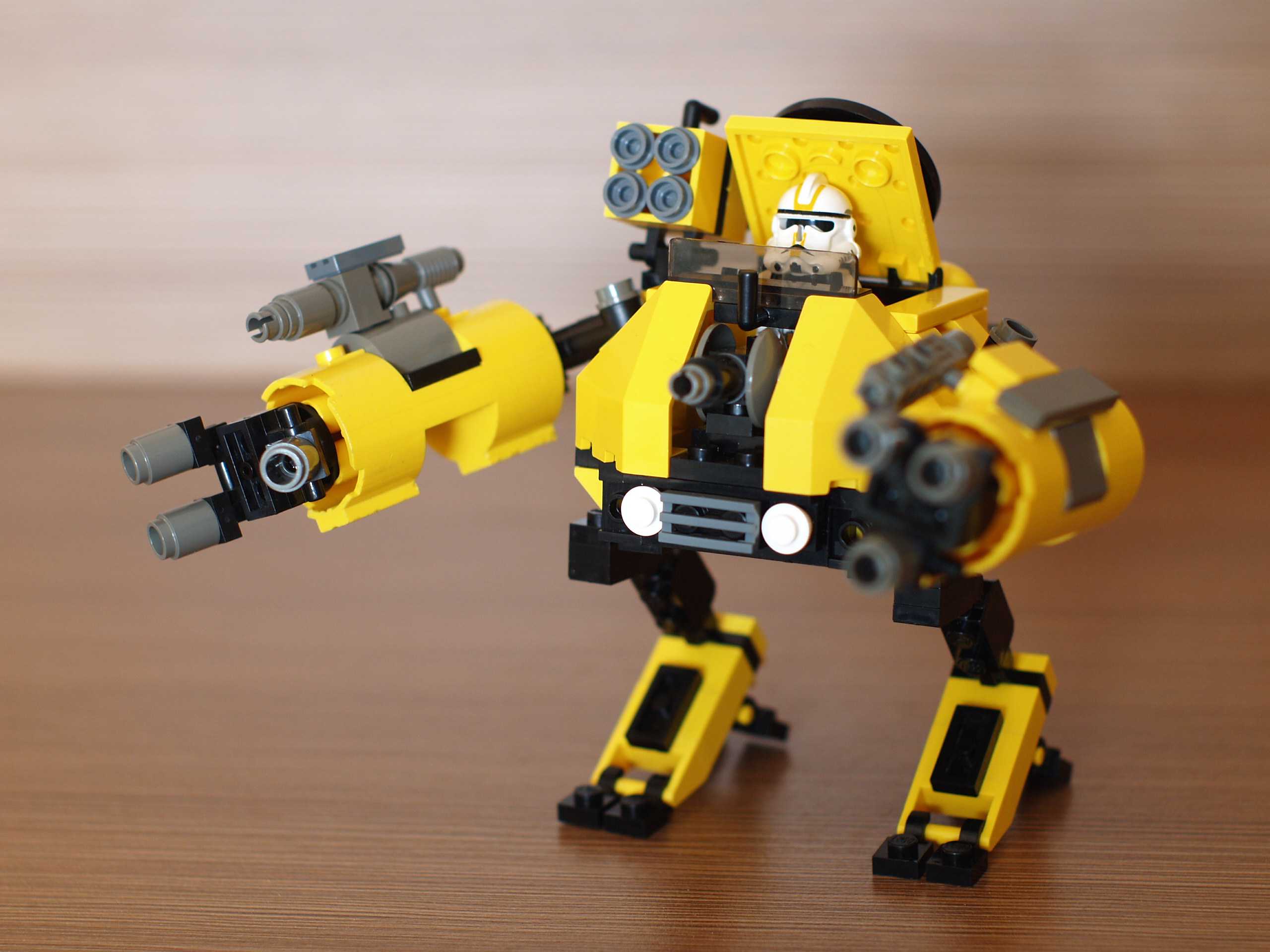 micromecha02.jpg