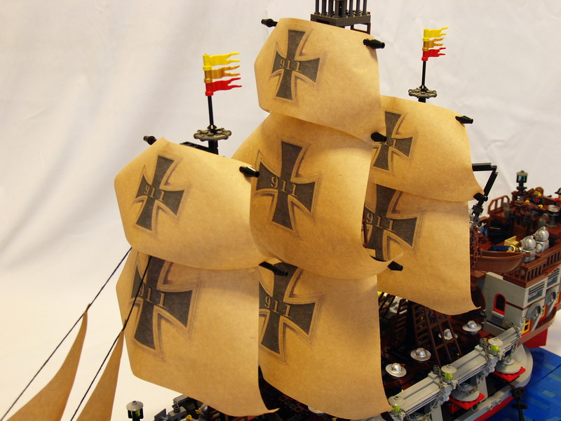 battle-ship-ironcross13.jpg