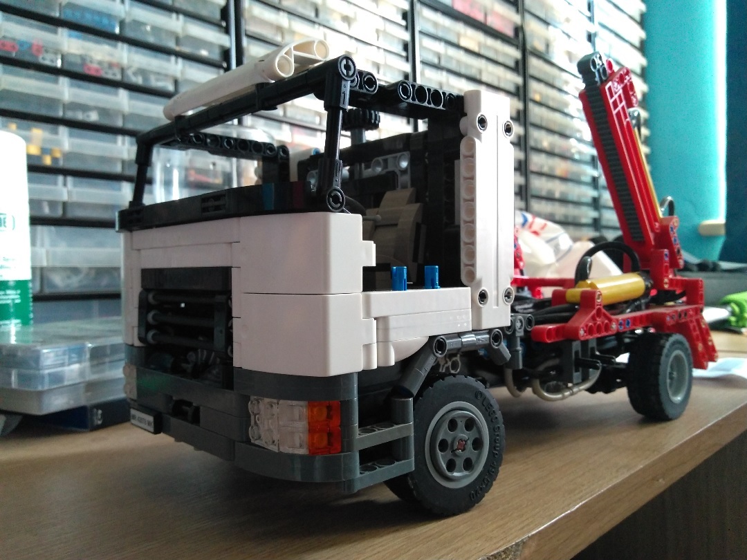 skip_truck_wip_1.jpg