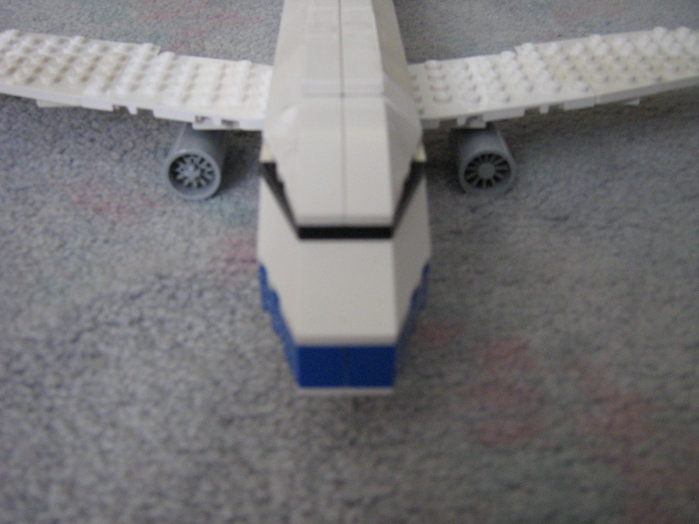 plane_005.jpg
