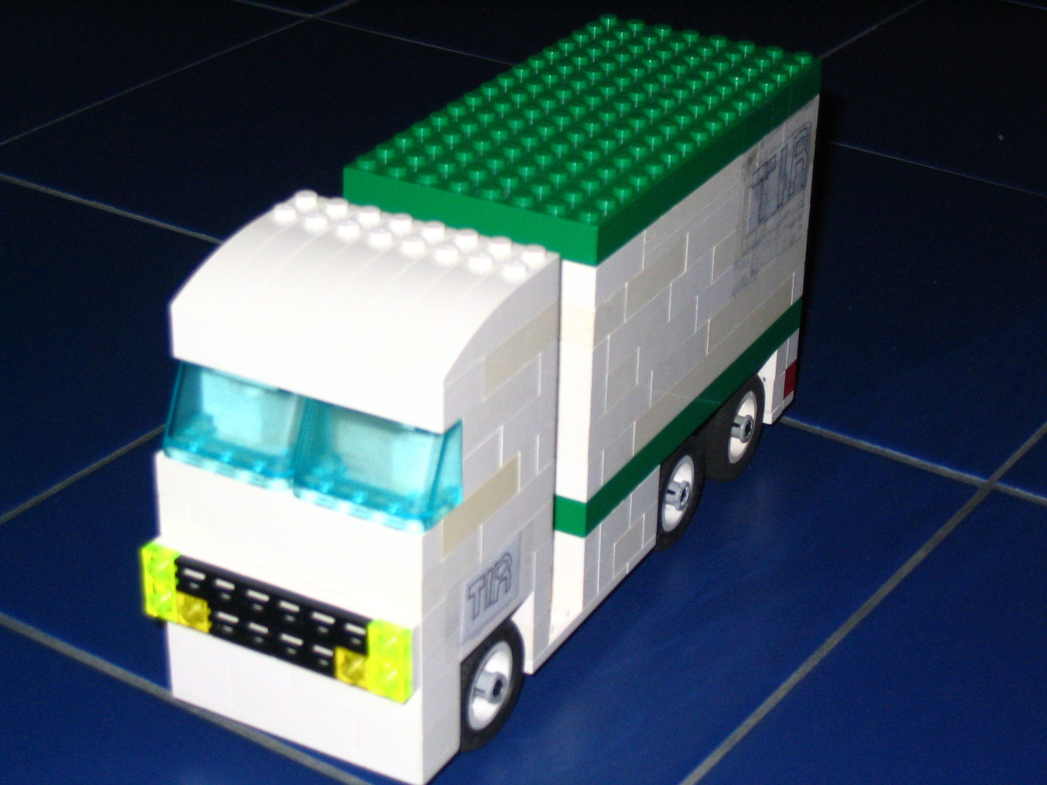 kamion_tir_001.jpg