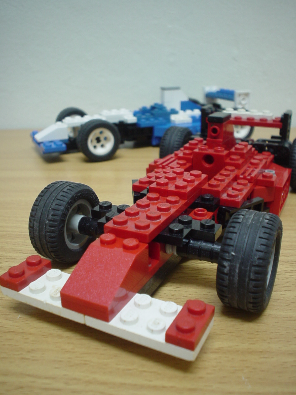 124f1cars3.jpg