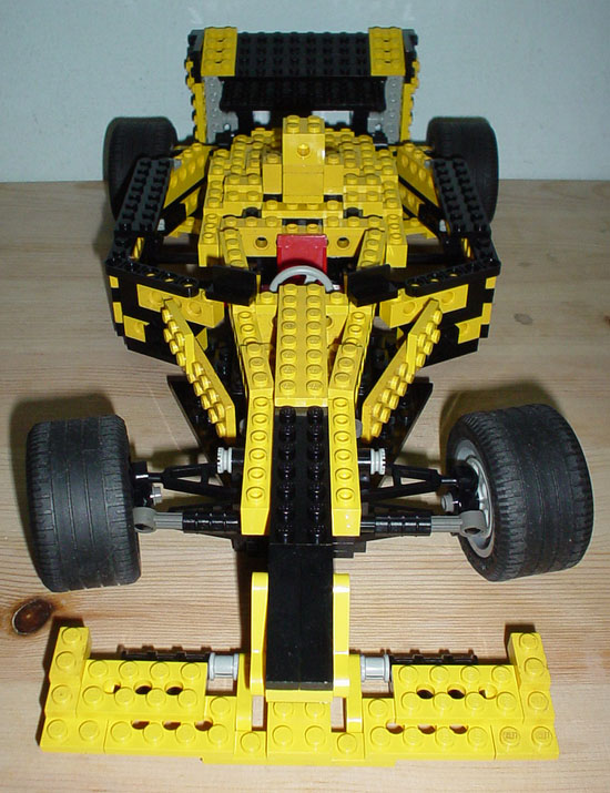 yello_f1_frontal.jpg