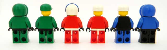 16_minifigures.jpg