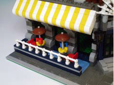 10182-03-brickjournal7_30_deluxe_cafe_2.jpg