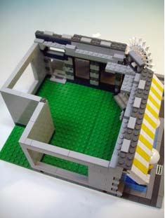 10182-03-brickjournal7_30_econo-cafe_4.jpg