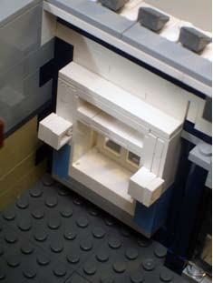 10182-03-brickjournal7_32_3.jpg