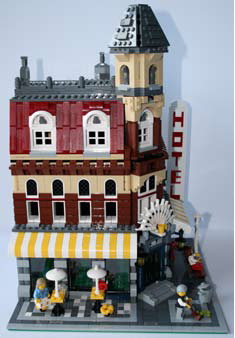 10182-03-brickjournal7_34_2.jpg