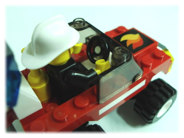 7241_fire_car_08.jpg