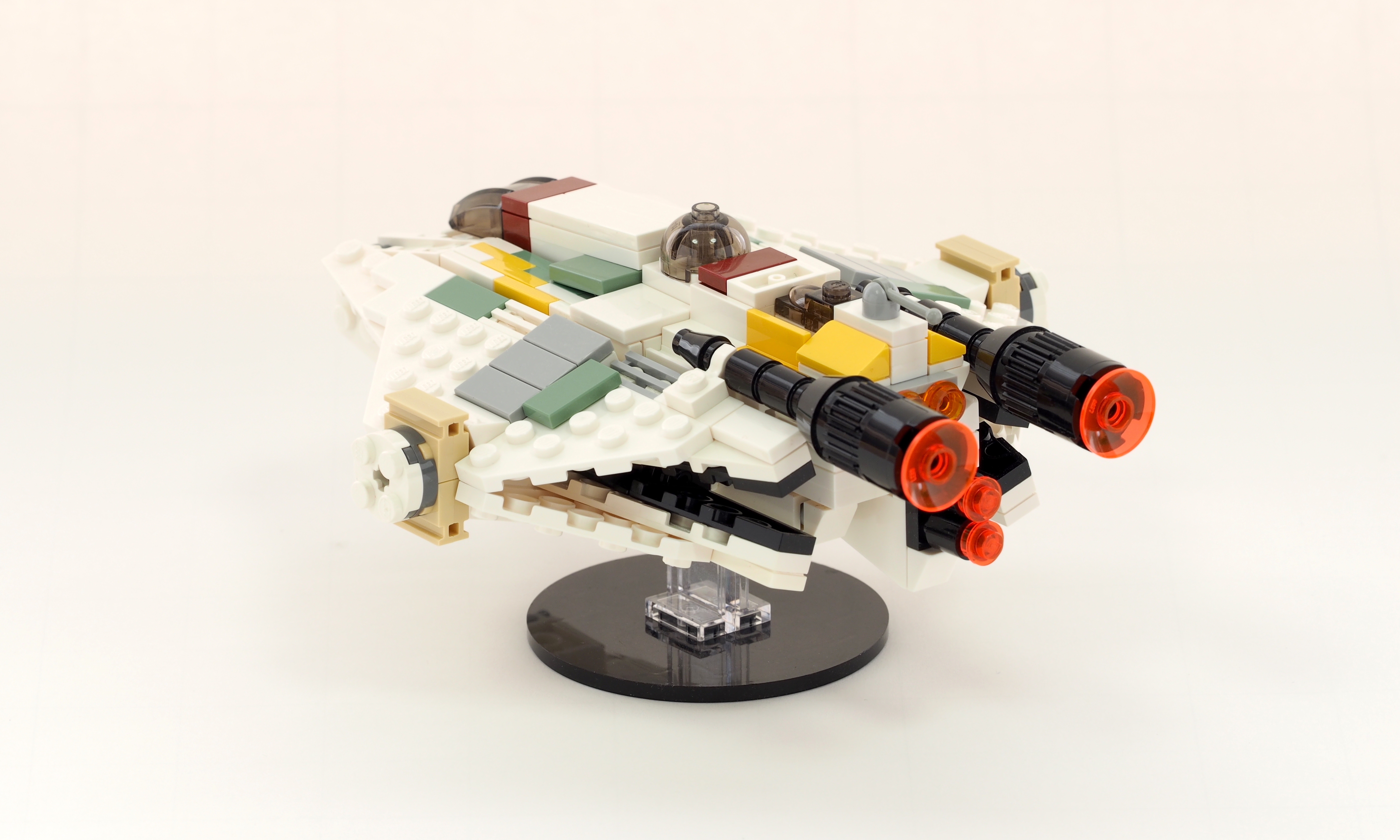 lego_ghost_02.jpg