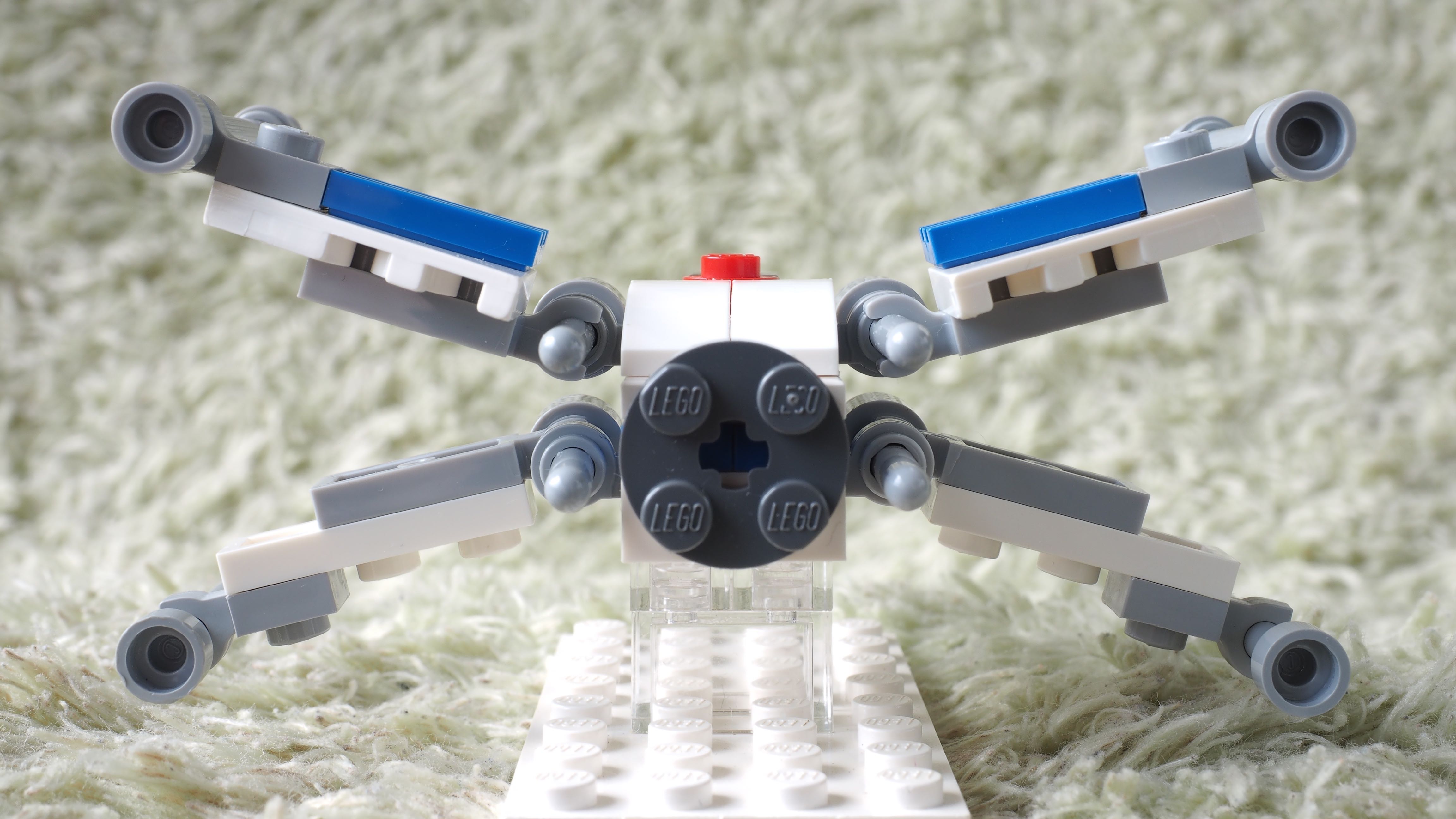 x-wingfighter_ep7_mini_10.jpg