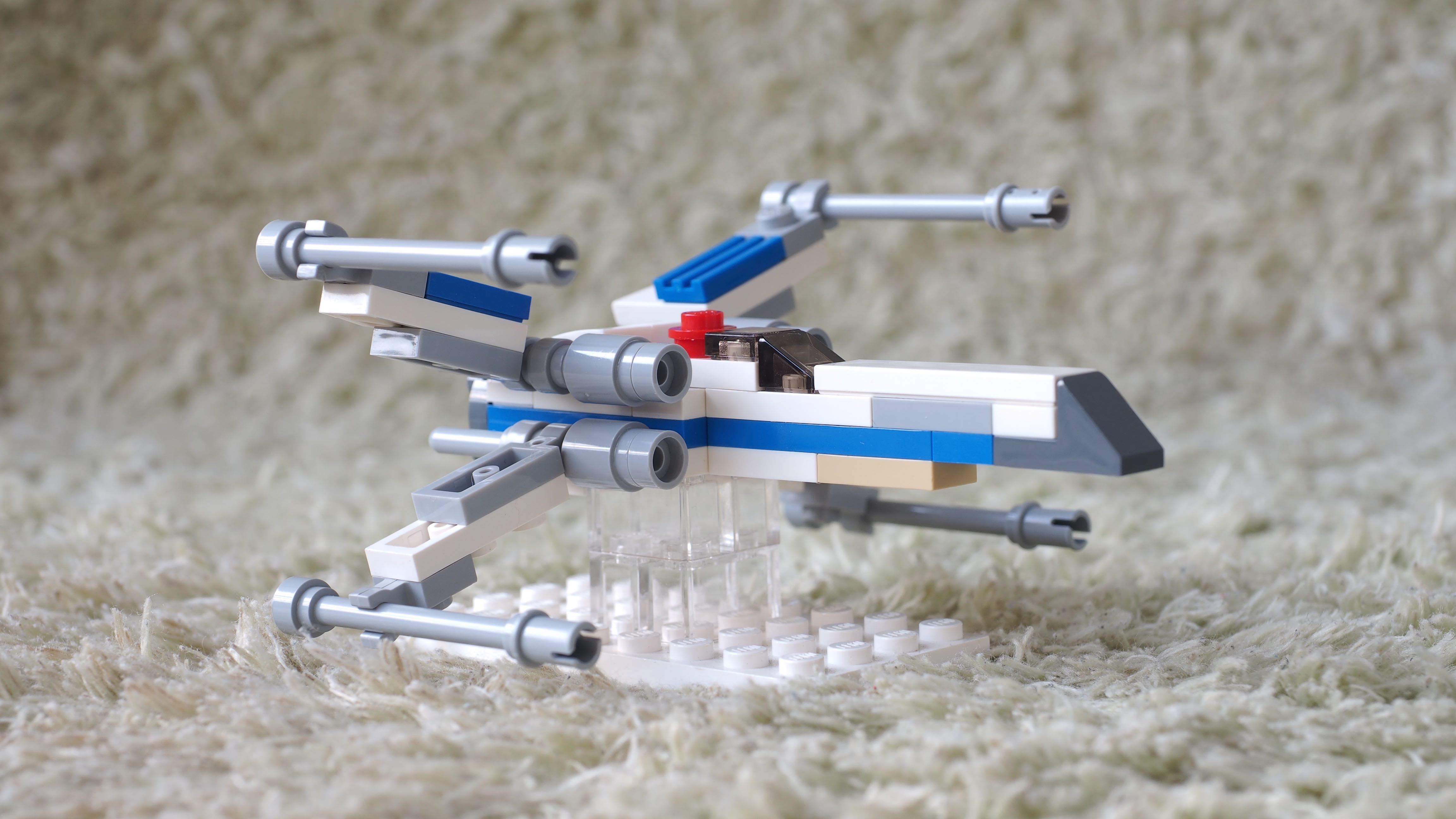 x-wingfighter_ep7_mini_13.jpg