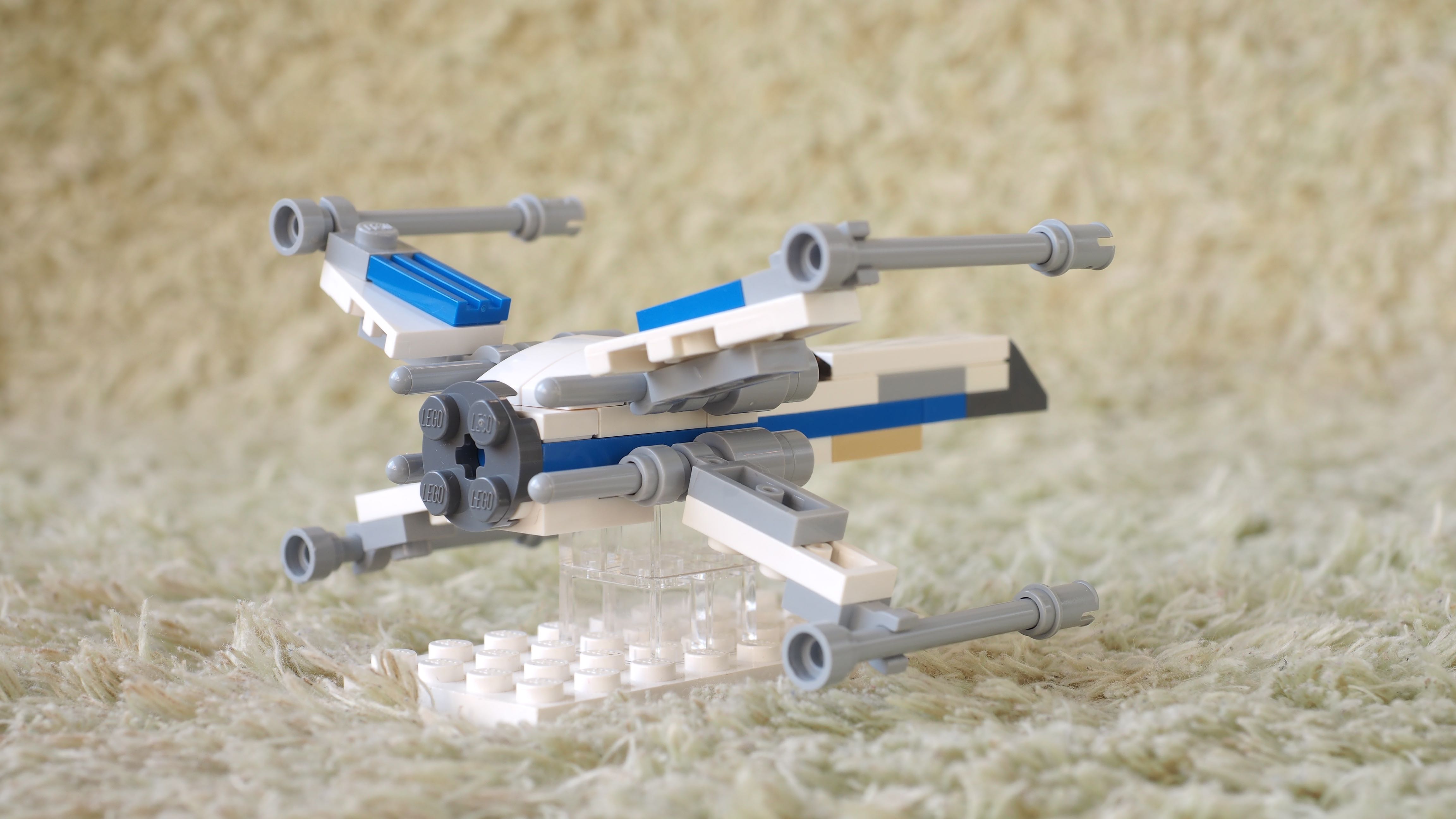 x-wingfighter_ep7_mini_14.jpg