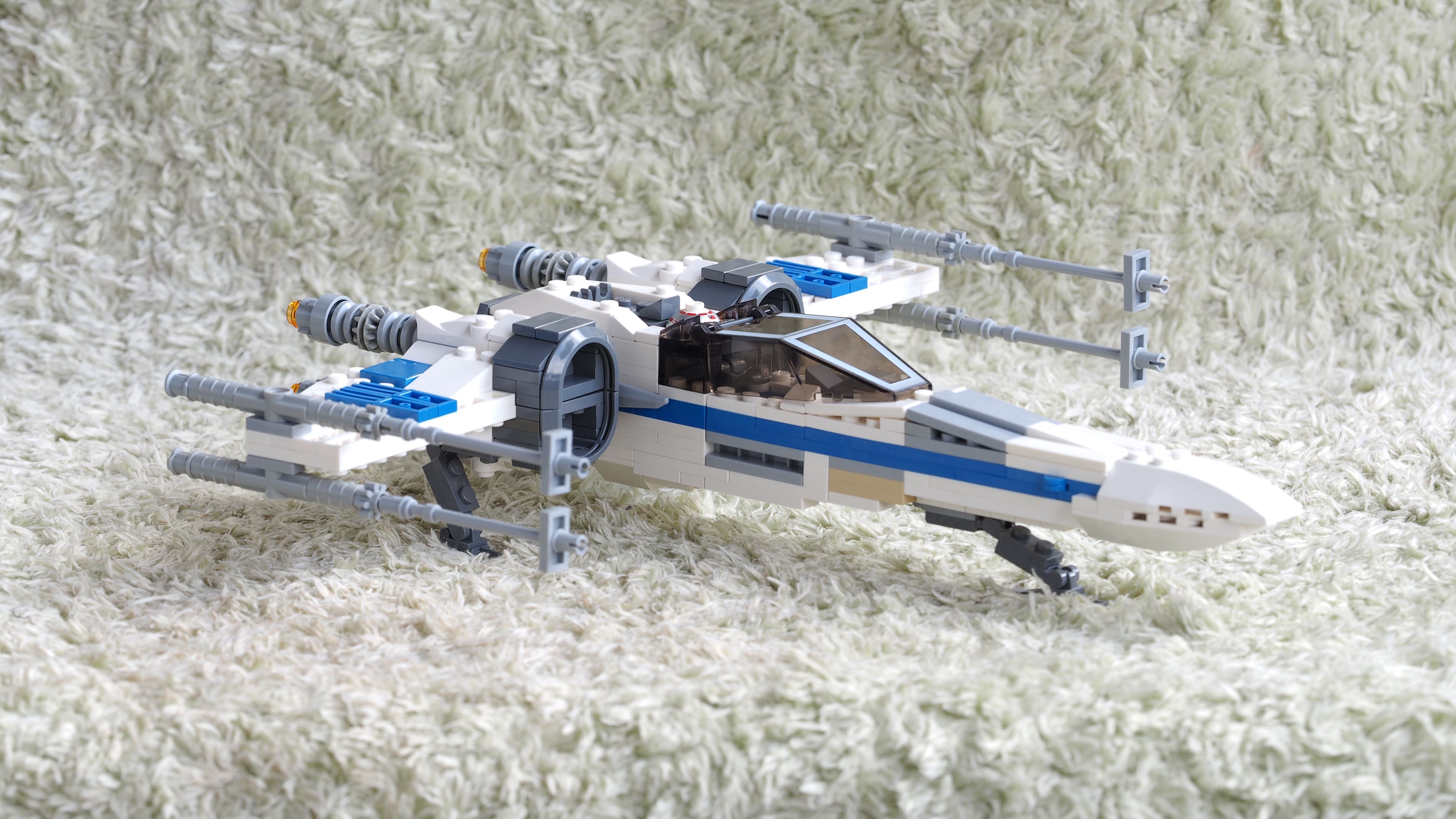 x-wingfighter_ep7_09.jpg