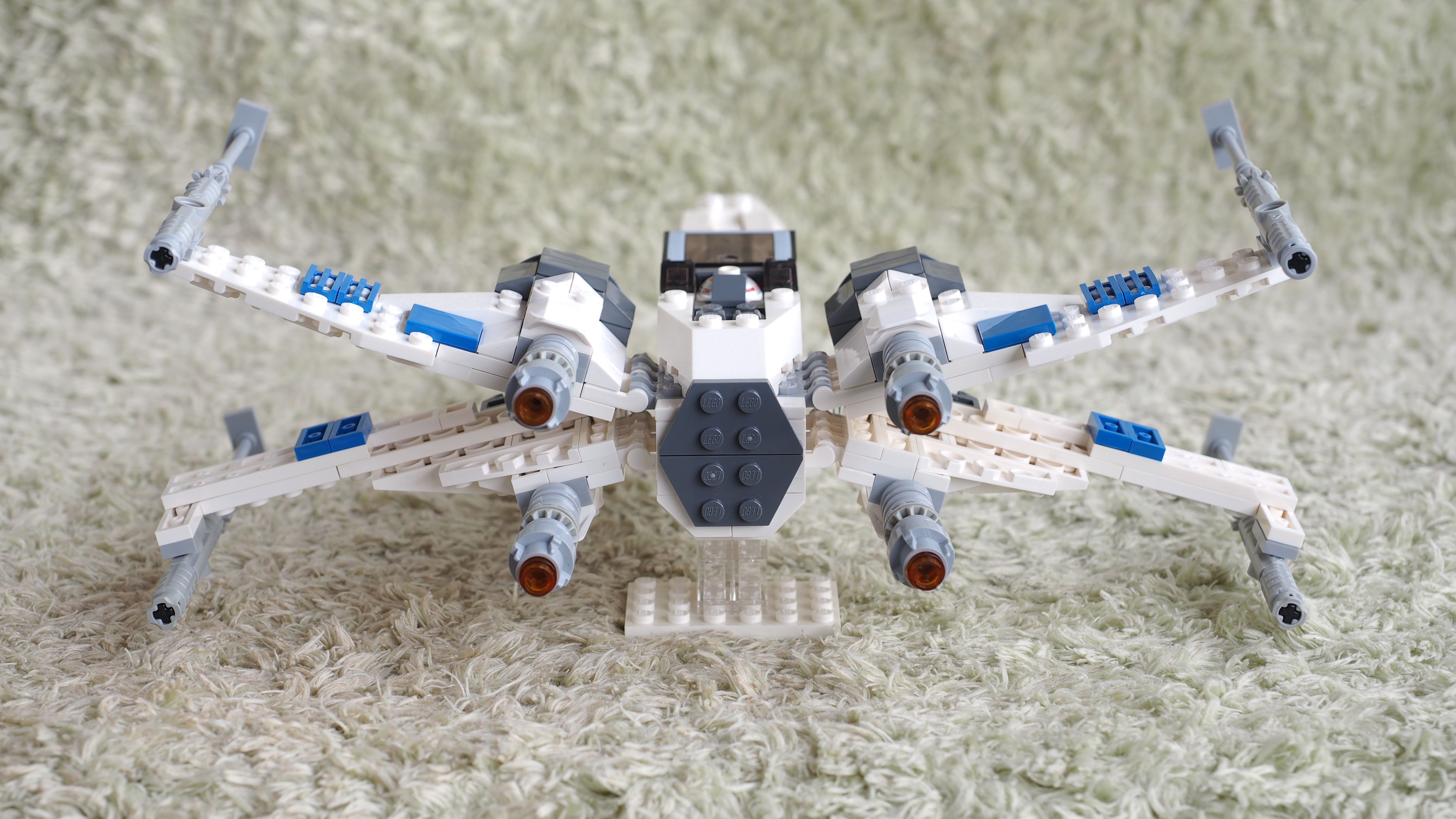 x-wingfighter_ep7_21.jpg