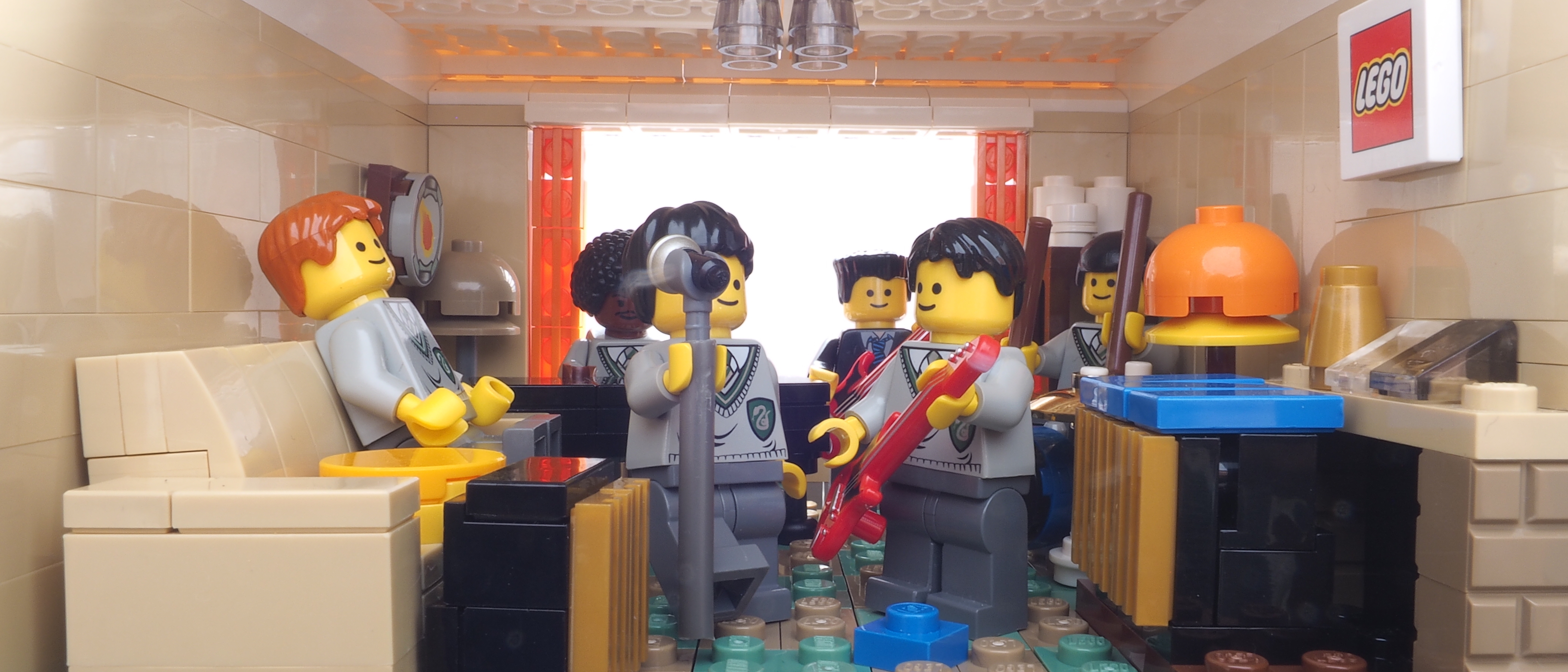 lego_singstreet_01.jpg