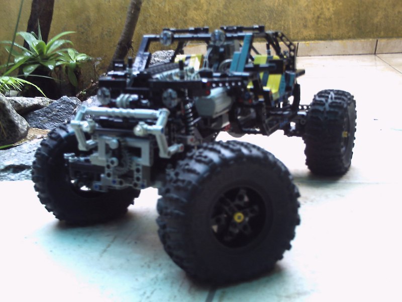 r2.jpg