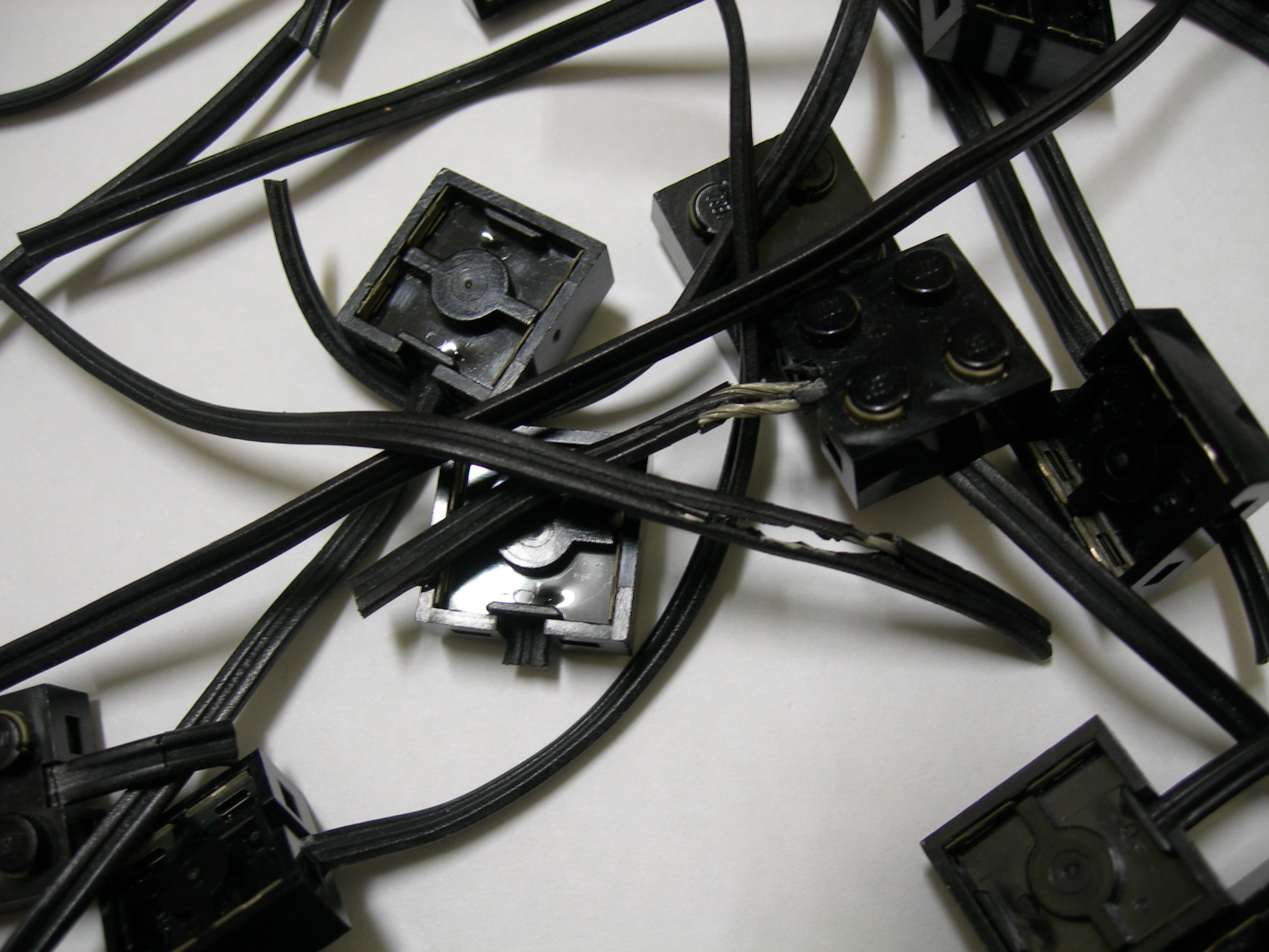 wire_002.jpg