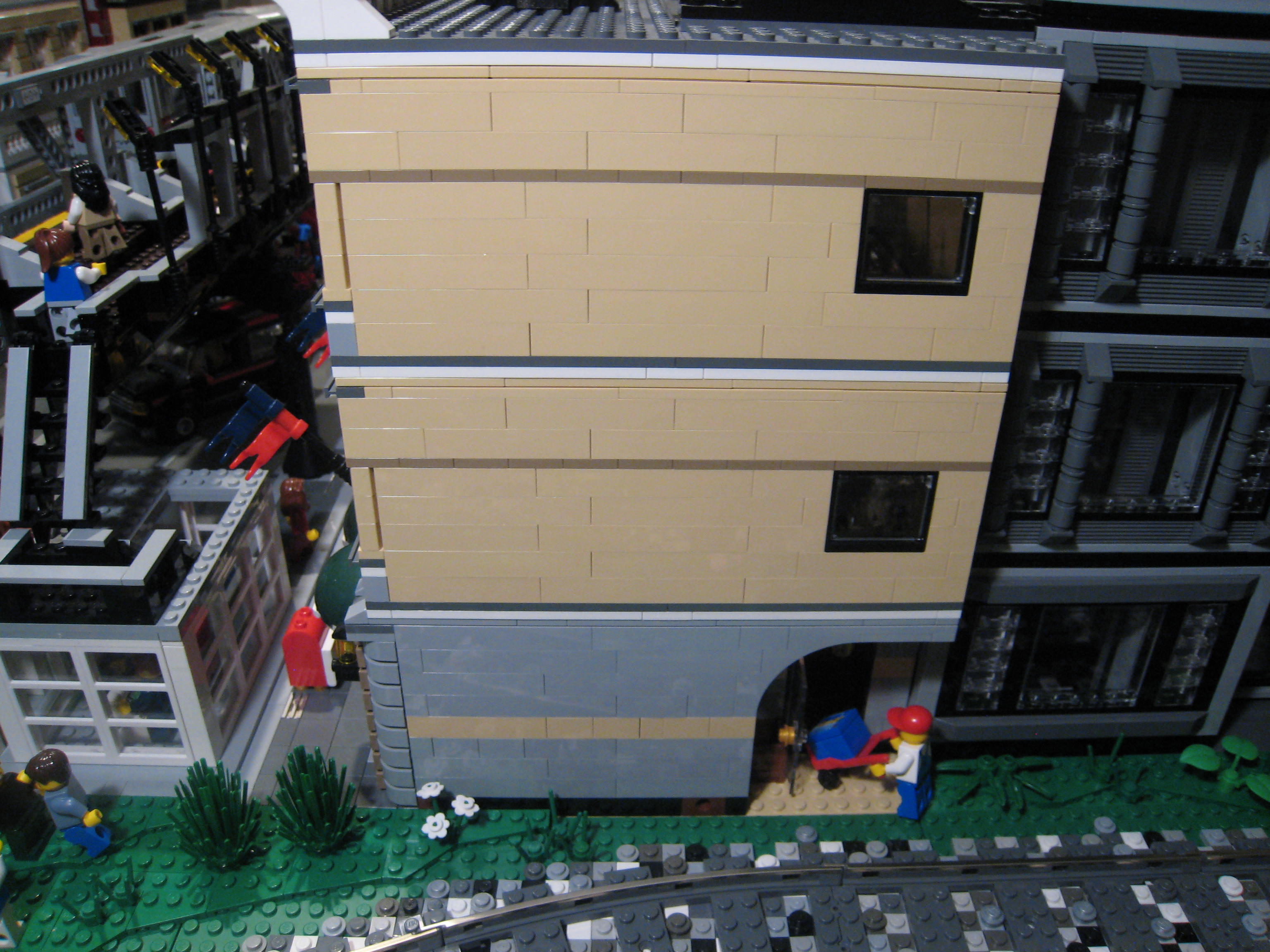 grand_emporium_03_display.jpg
