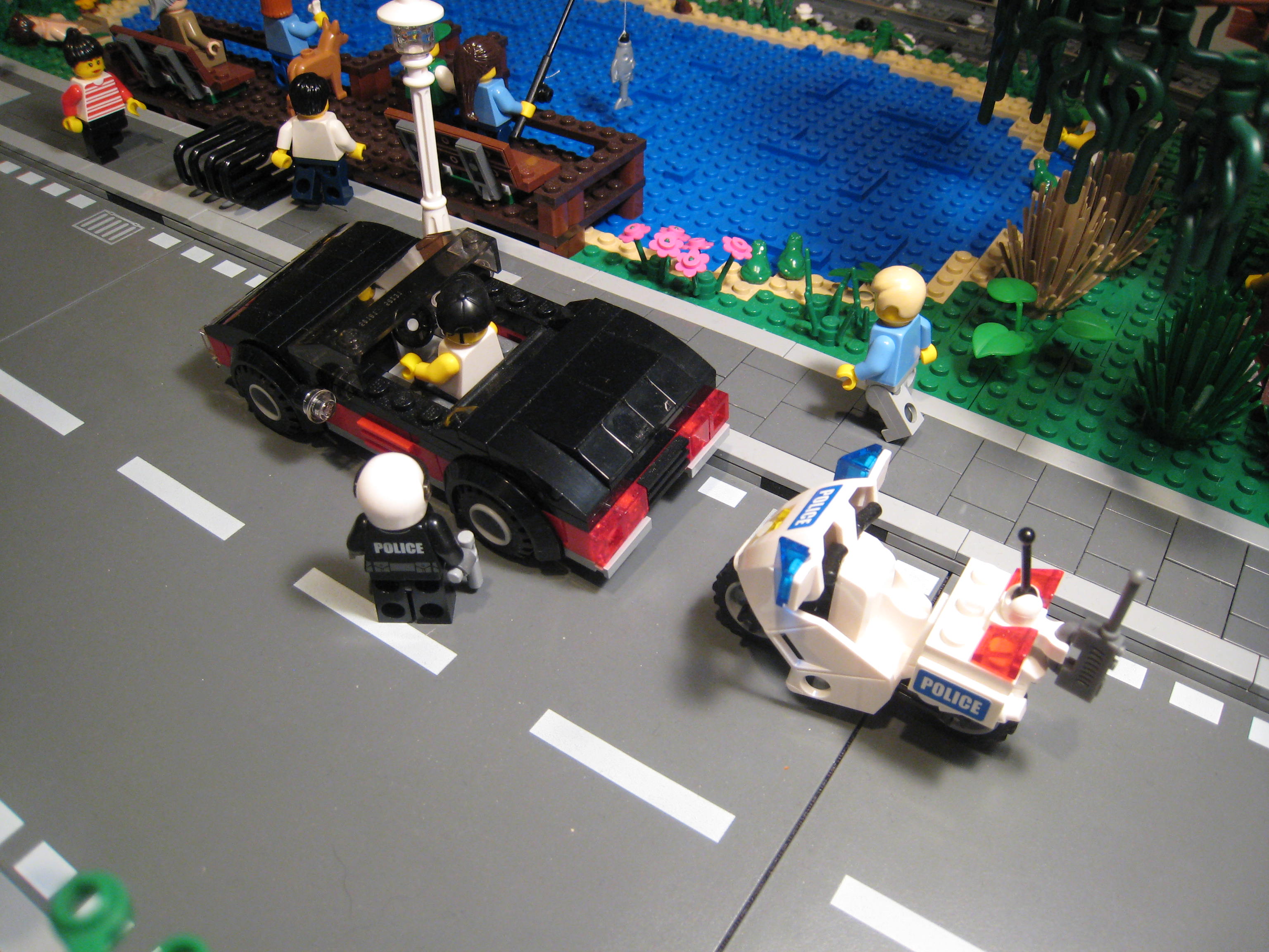 police_motorcycle_02_display.jpg