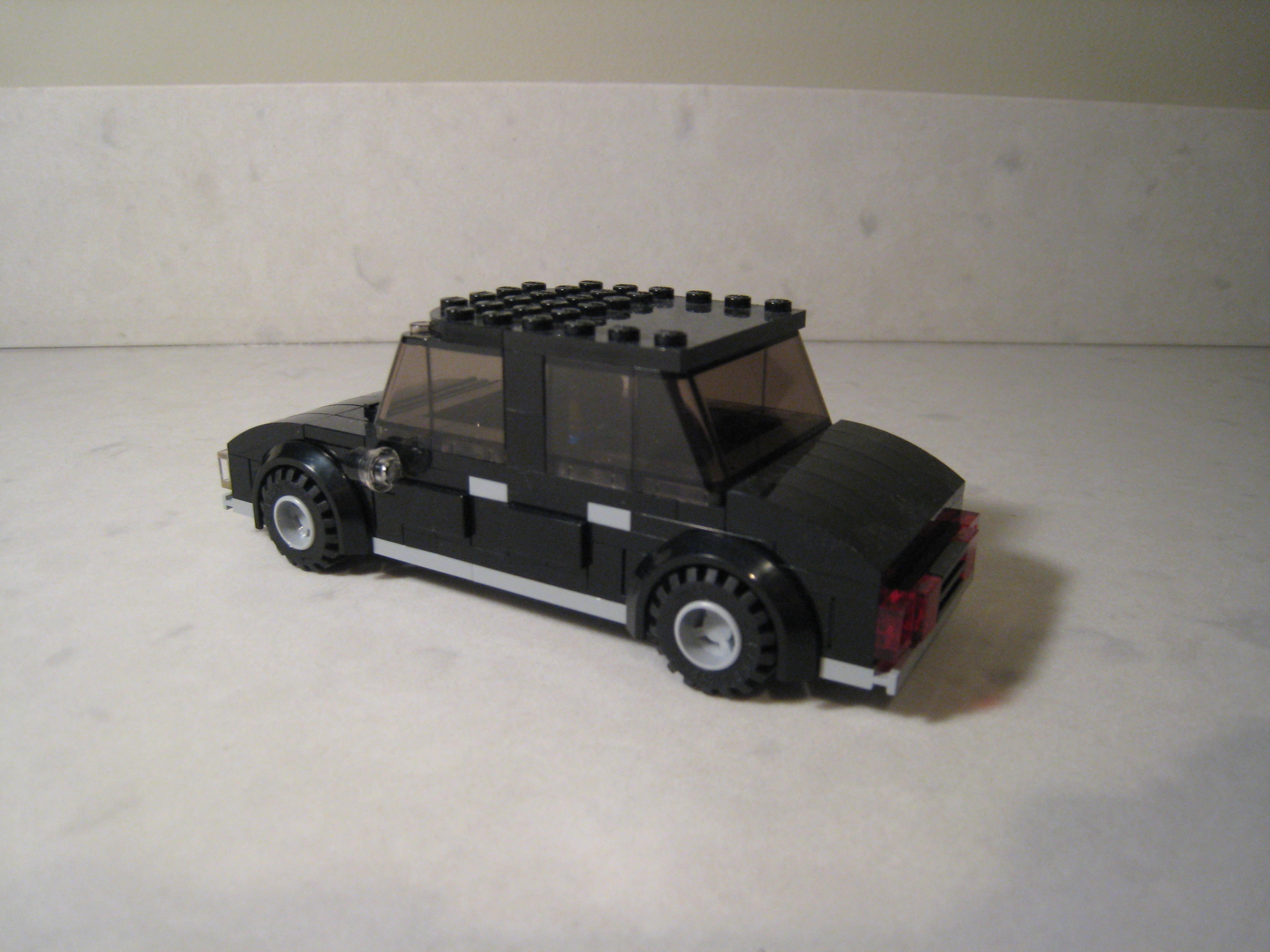 black_sedan_05.jpg