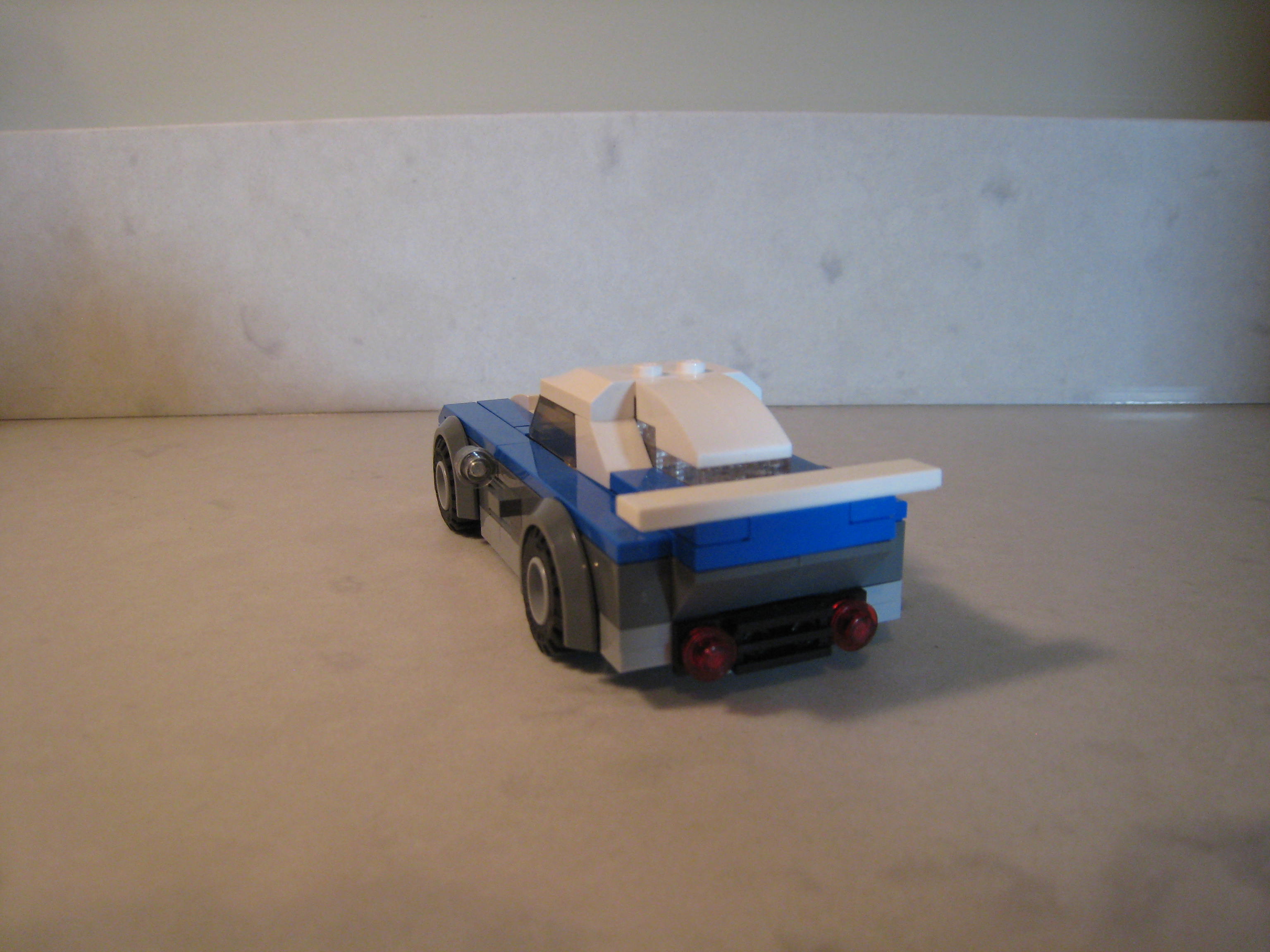blue_sports_car_07.jpg