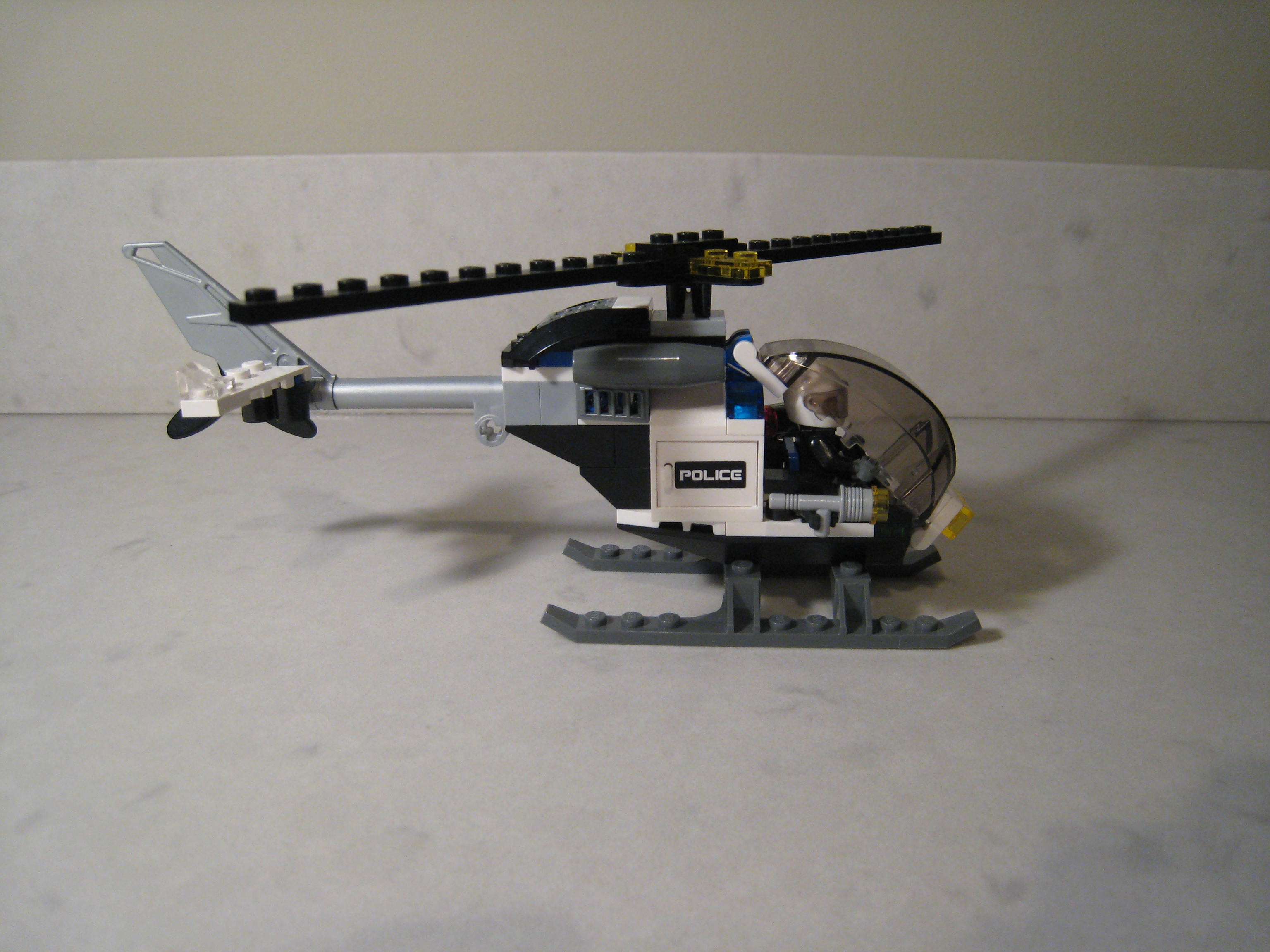 police_helicopter_03.jpg