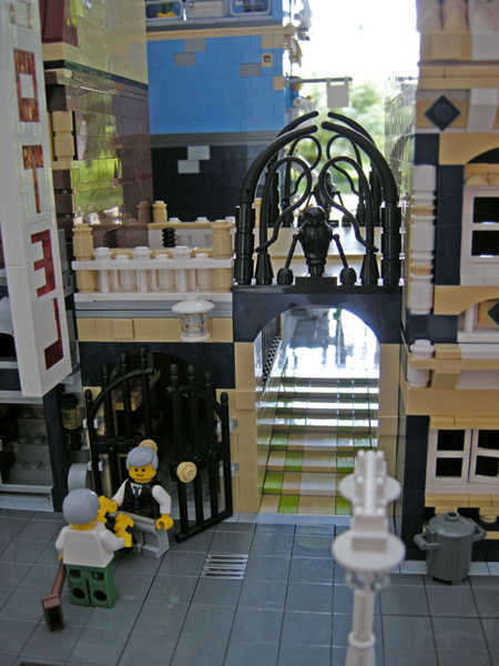 033_moc4.jpg