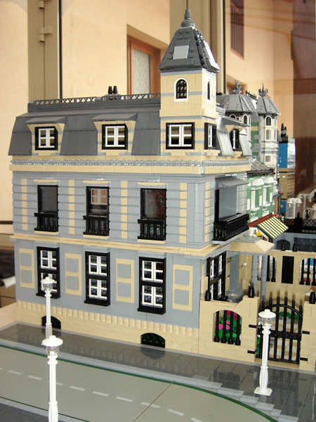 018-moc1.jpg