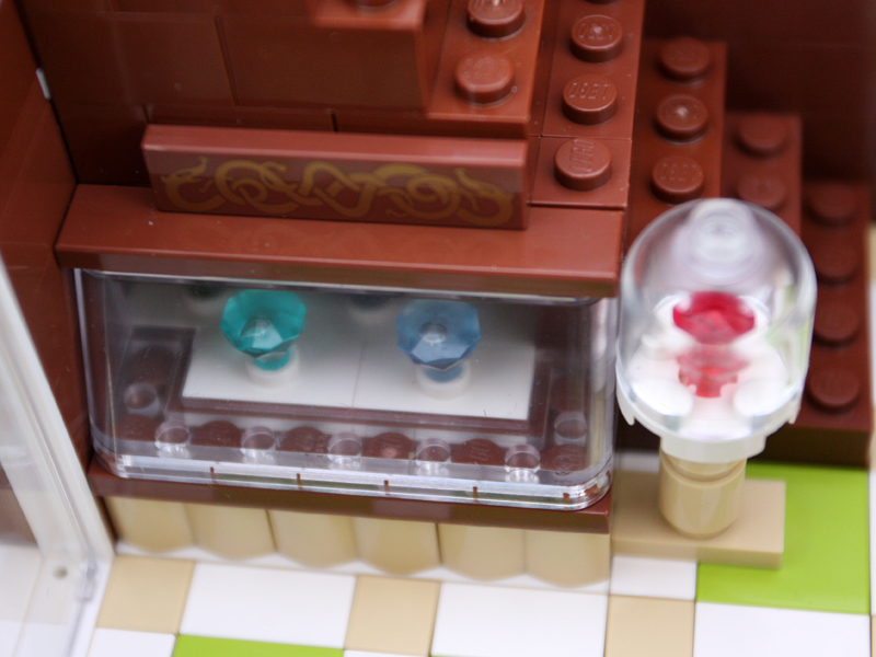 043-moc4.jpg