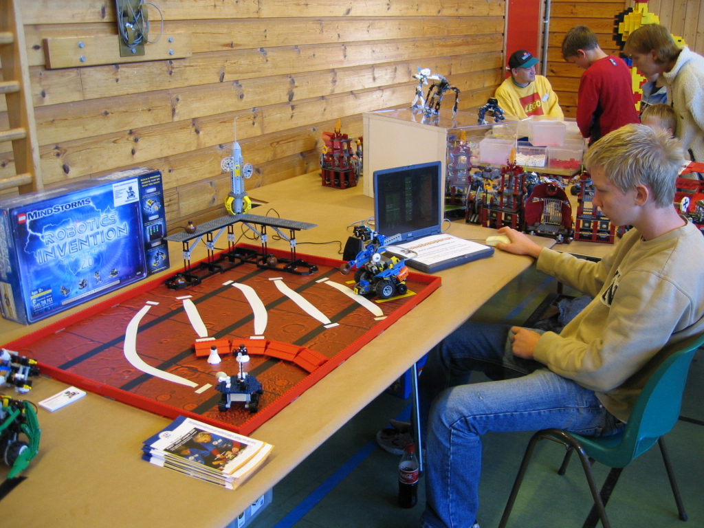 0022_robots.jpg
