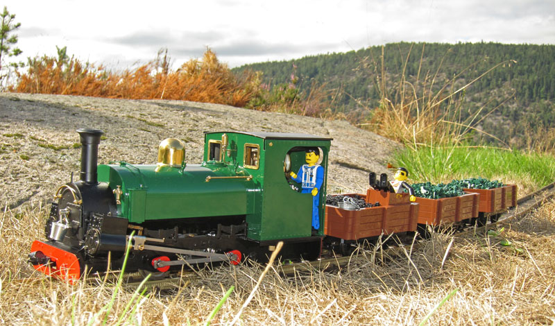 gardenrailway01.jpg