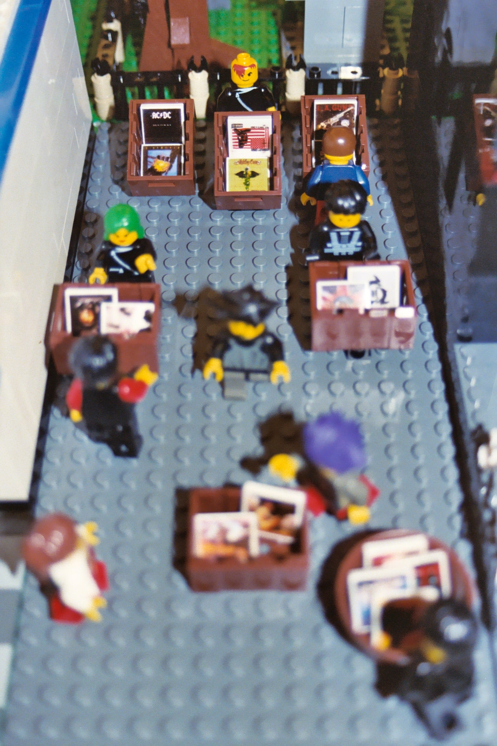 515_12a.jpg