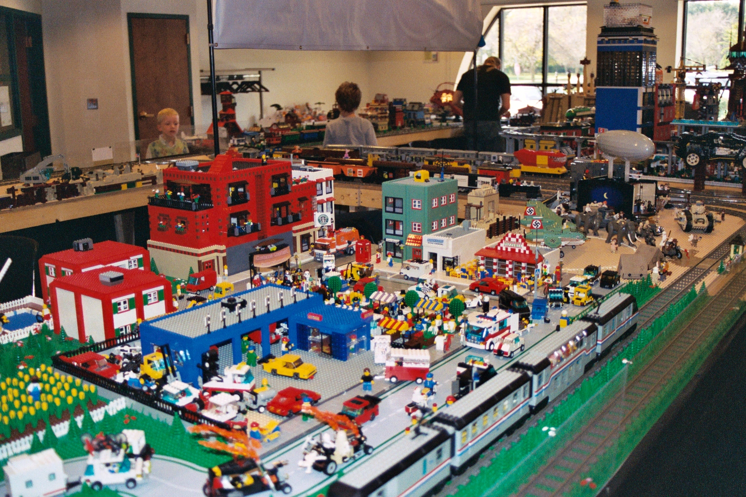 217_14a_00.jpg