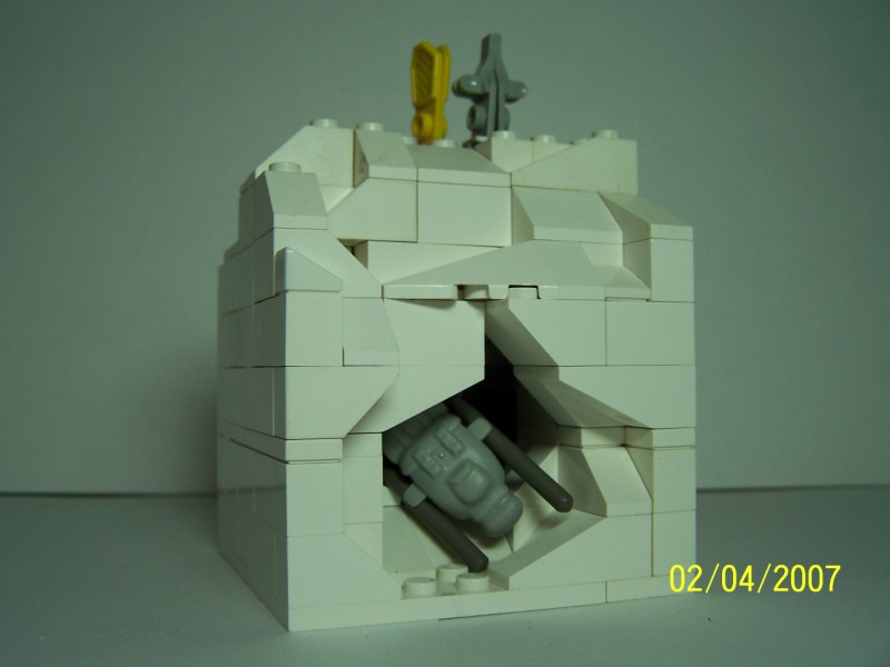 snowcave001.jpg