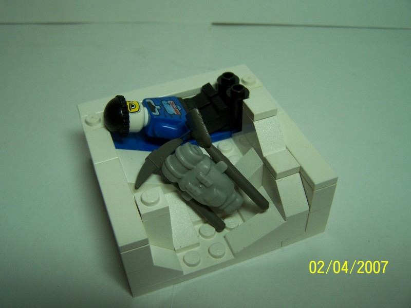 snowcave005.jpg