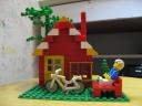 small_red_house3.jpg