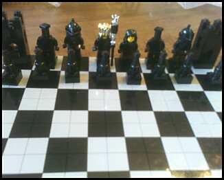 grey_chess_set2.jpg