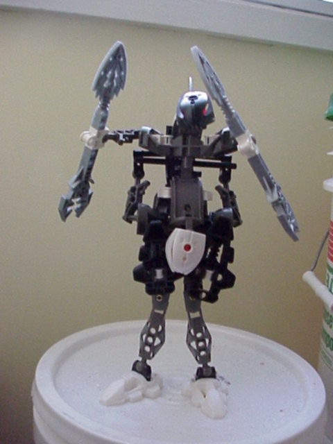 daerahk_2_legged.jpg