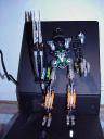 makuta_front.jpg