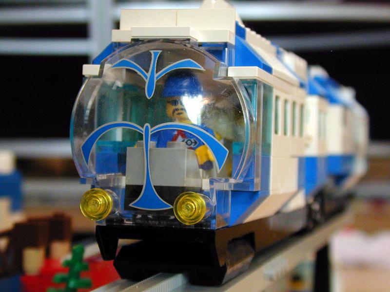 16_monorail.jpg