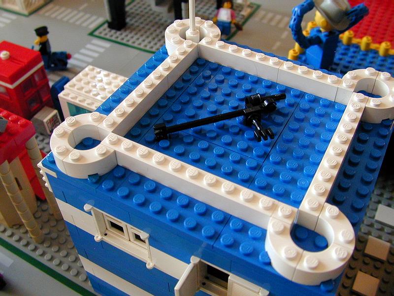 27_gun_shop_roof.jpg